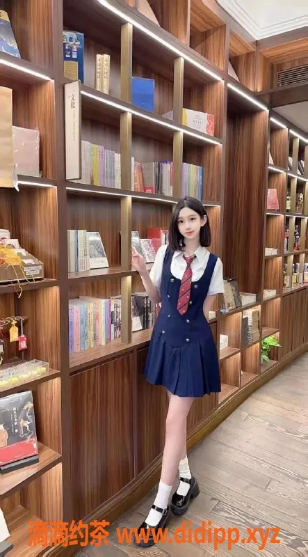 北京楼凤-朝阳百子湾悠悠，165cm白肤嫩妹，千元档