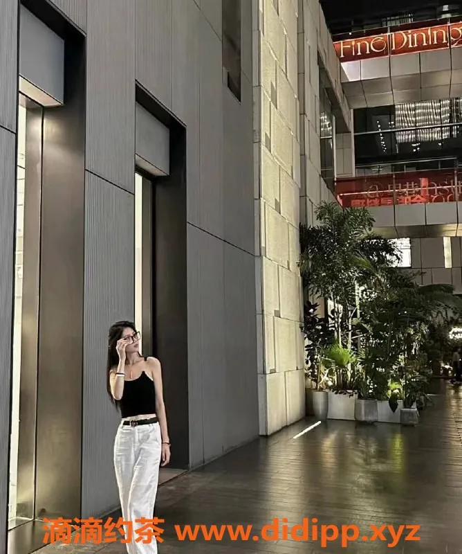 深圳楼凤资源信息,龙岗坂田#怡妹子，165身高C杯嫩妹等你来体验