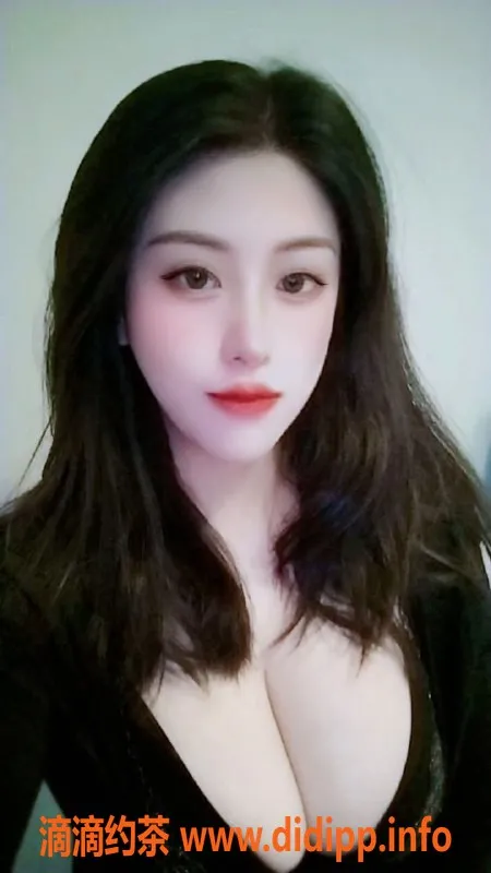 上海楼凤-静安区梦泞 600元/50分钟超值服务