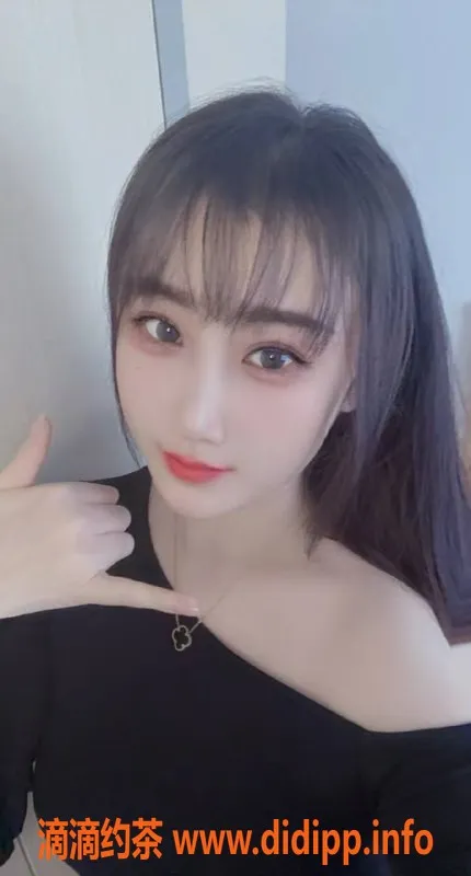 深圳楼凤-南山金闪闪，900p，风格多变，引人注目