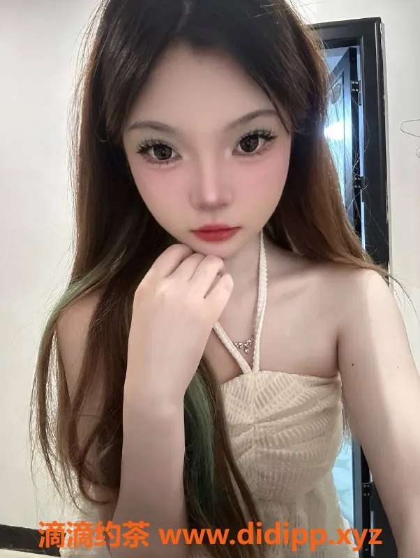 长沙楼凤-开福区19岁依依，身高164，服务多样，700起