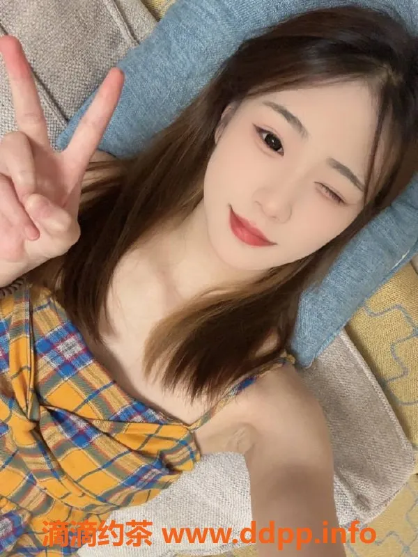 成都上门服务-成都欣彤17岁，165cm排骨精，600元体验