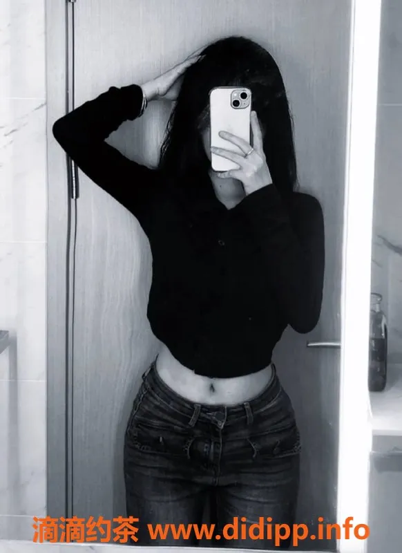 深圳楼凤资源信息,宝安小玲，800元起，真心推荐！