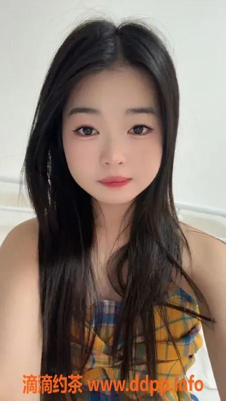 成都楼凤-19岁嫩妹可心，153娇小排骨精，热情服务