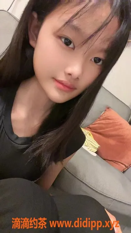 成都楼凤-成都嫩妹洛洛，163cm身材，400元全套服务