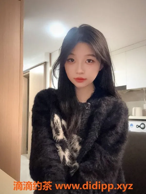 杭州楼凤-上城可欣，嫩妹陪浴，尽享舌吻与69互舔