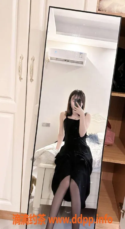 广州楼凤-天河嫩妹冰冰，550元舌吻享受