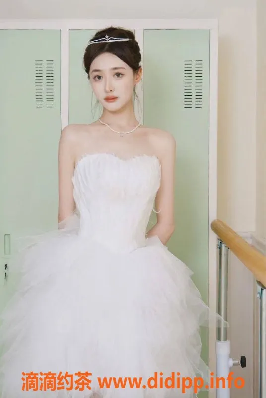 北京楼凤-双井嫩妹白鹿 内衣批发20Z起