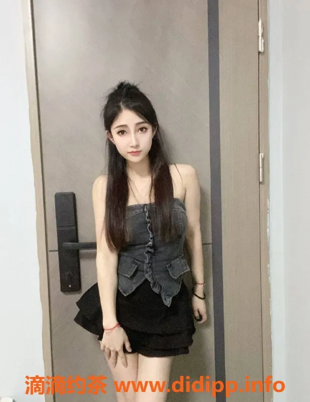 杭州楼凤-余杭佳佳20岁，身高162，90斤，真🐻b服务超给力！