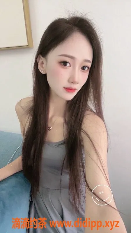 深圳楼凤-南山草莓，160高B罩杯，舌吻服务