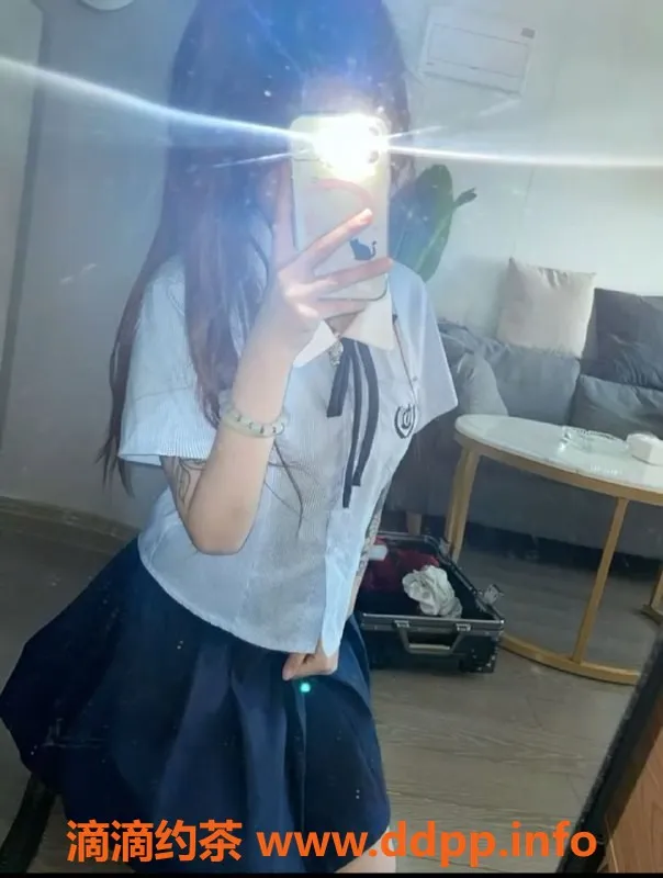 成都楼凤-成都旺旺，16岁匀称美少女，亲密服务600元起