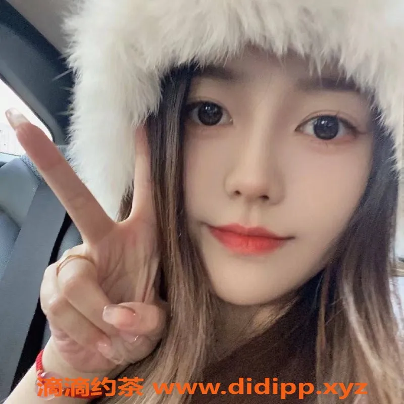 广州楼凤-荔湾点点，水中萧陪浴服务，超值体验