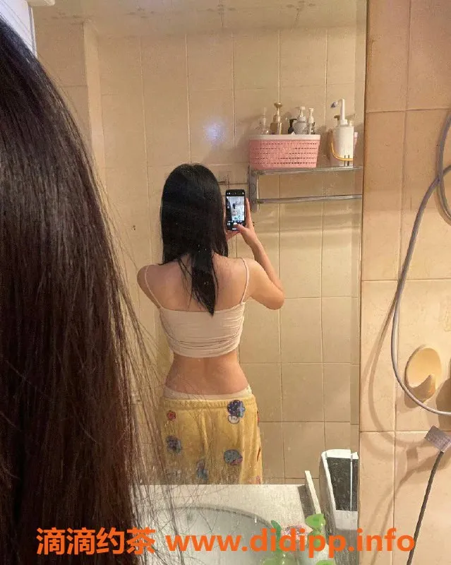 深圳楼凤-深圳龙华艾美，舌吻服务，600元起