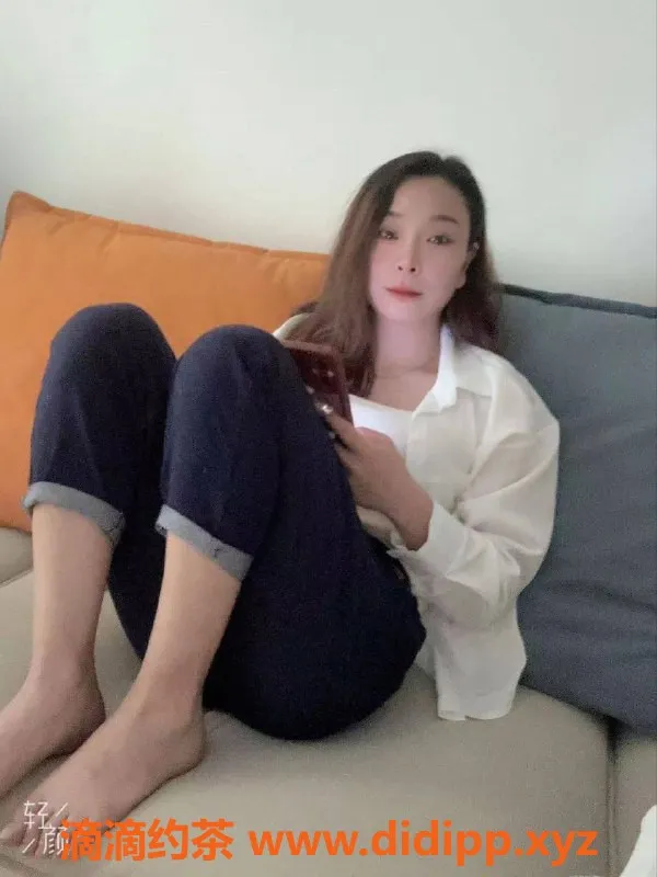 昆明楼凤-官渡区小杨，6p/8PP服务，夜间特别体验