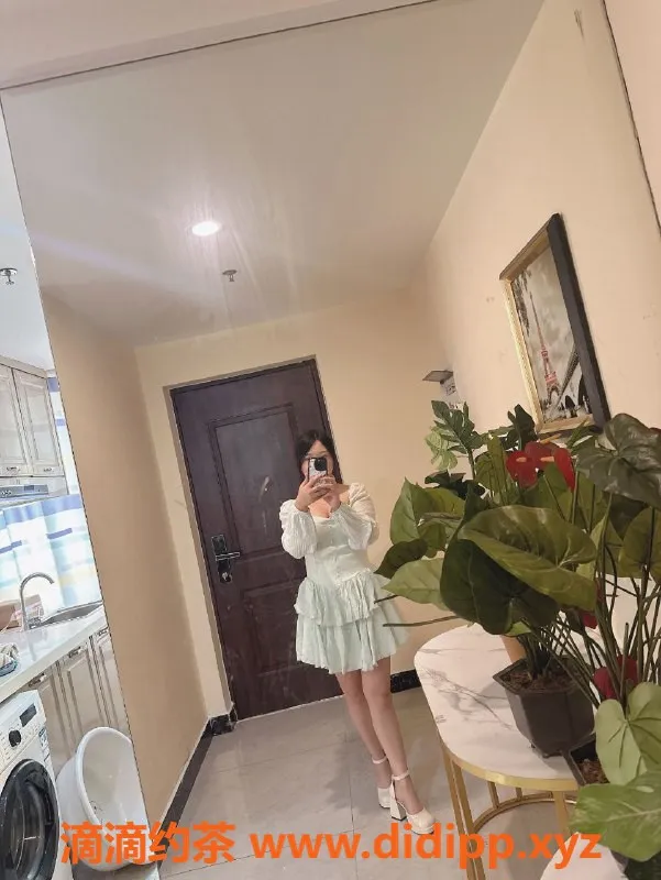 东莞楼凤-东城土豆儿，27岁160身高，服务热情价格优