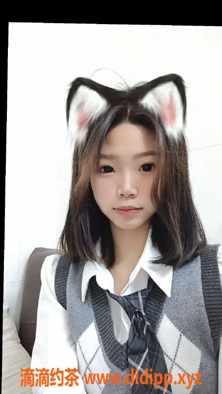 广州楼凤-白云初雪：500水费，鸳鸯浴全体验