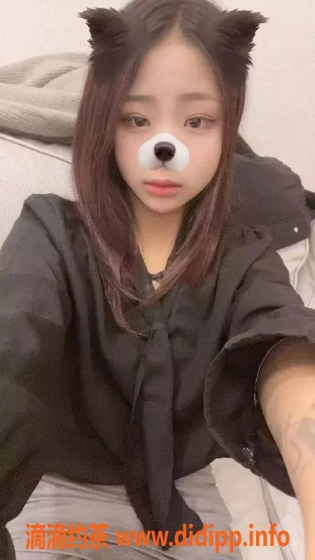 成都楼凤-成都嫩妹佳佳，158cm，80斤，600元包夜