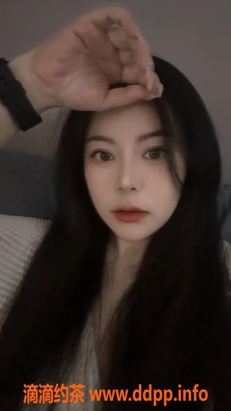 成都楼凤资源信息,武侯区28岁少妇笑笑，身高160，胸围D，500元体验！