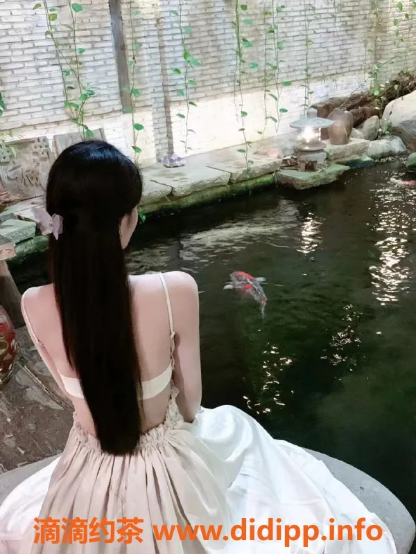 深圳楼凤-福田御姐幂幂，身高168，D杯热情来袭