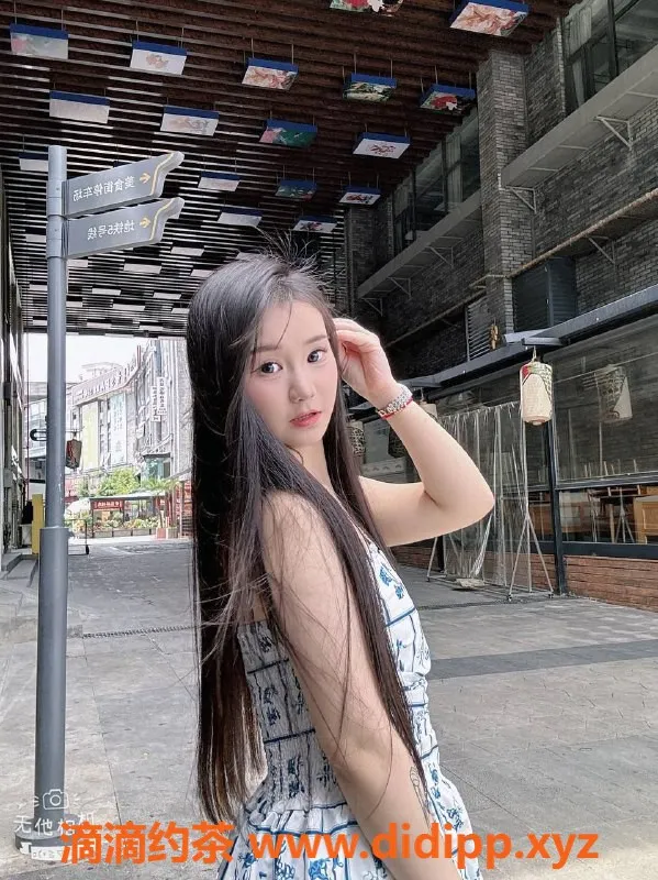 成都楼凤-高新区甜甜，小萝莉身材，服务超赞！