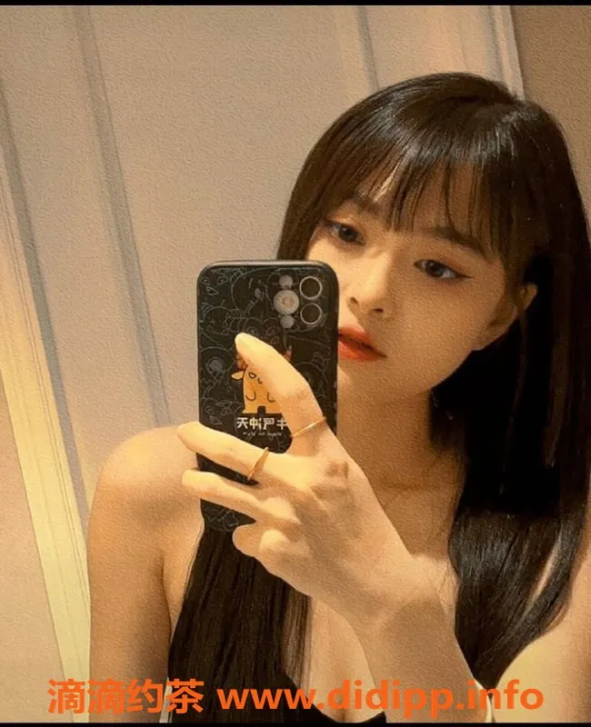 北京楼凤-朝阳吖吖：23岁168cm重庆美女，36C 服务超棒