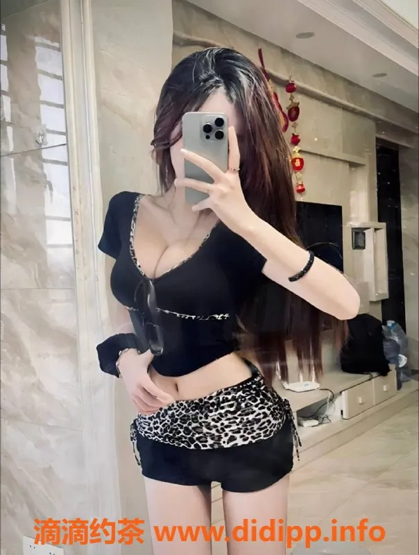 成都楼凤-成都市苹果，160cm排骨精，服务600元起