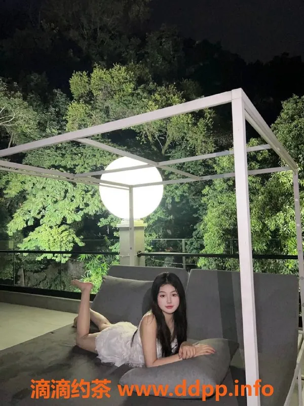 深圳楼凤-深圳龙华琪琪，1000元畅享激情服务