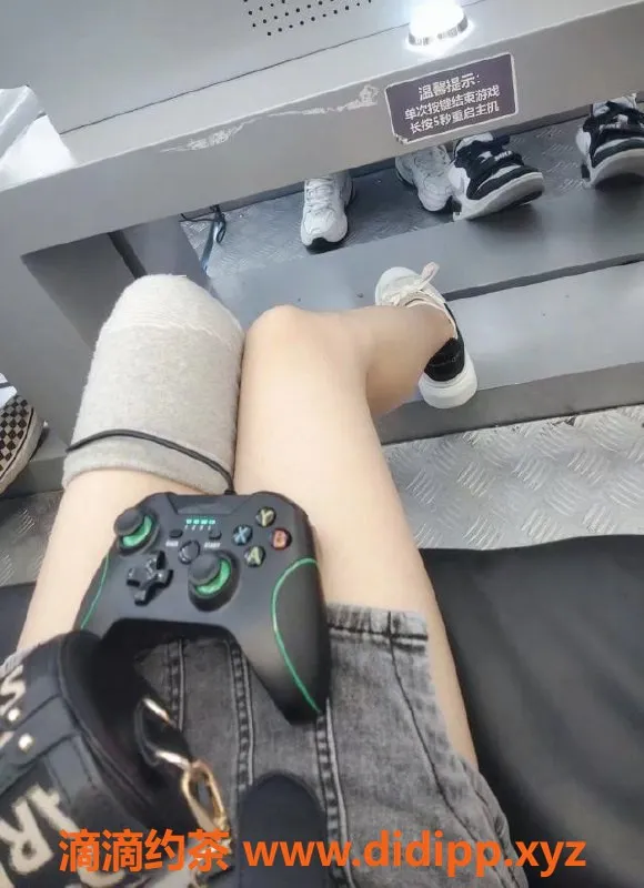 广州楼凤资源信息,广州花都少妇橙子，25岁-30岁，500元全套服务