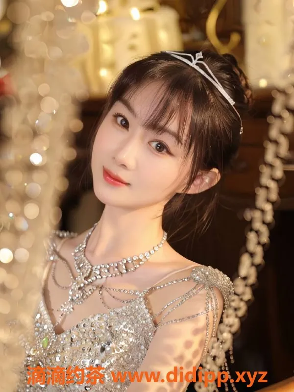 深圳上门服务-福田露露，专业抓龙筋，天然蜜桃臀，6年经验