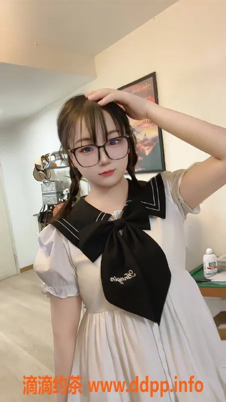 北京楼凤资源信息,三里屯活泼可爱日系女孩柒柒，1000起步