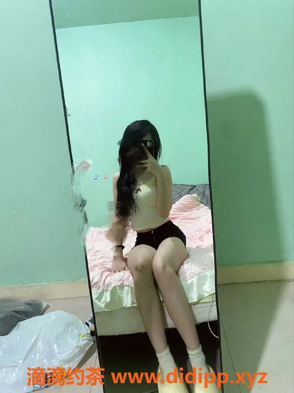 成都楼凤-成都小思，17岁163身材匀称，服务良心价600！