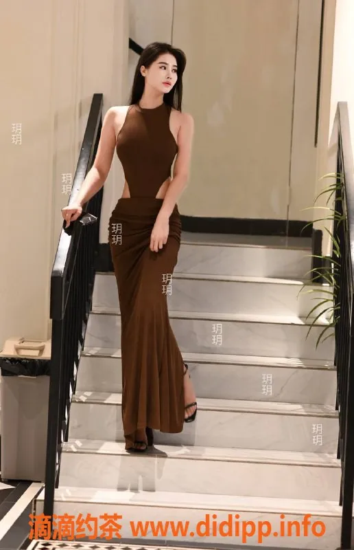 深圳楼凤-南山玥玥，1088起，深喉&制服诱惑热销中！