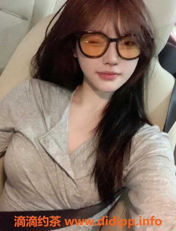 深圳楼凤-小狮子 深圳南山 162cm 48kg 34B 价格1300元起