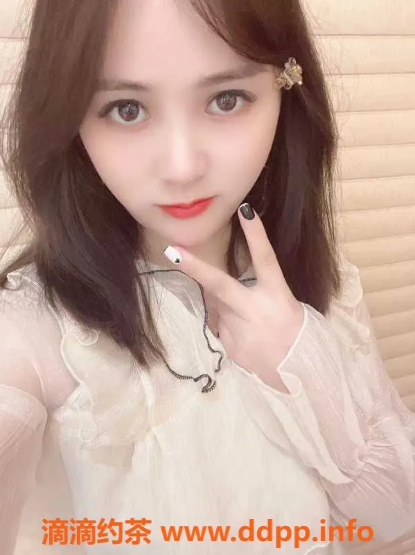 广州楼凤资源信息,广州白云静静，25岁萌妹，超值400元体验