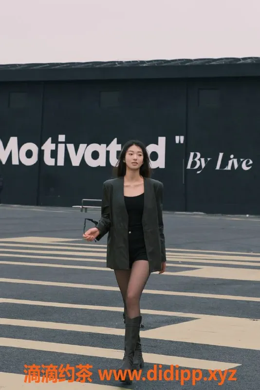 杭州楼凤-上城希雨野猫，173高软萌，情绪价值满分