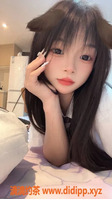 杭州楼凤资源信息,上城区萌萌，153身高036B，私密服务8元起