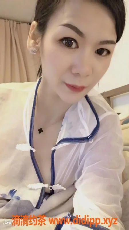 上海楼凤-长宁区妹子500元服务，体验鸳鸯浴