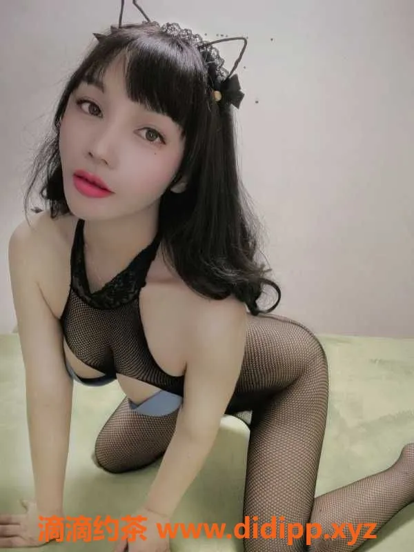 广州楼凤-广州海珠风骚妩媚月亮22岁，身高162cm，400元体验