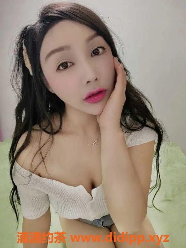 广州楼凤资源信息,广州海珠风骚妩媚月亮22岁，身高162cm，400元体验