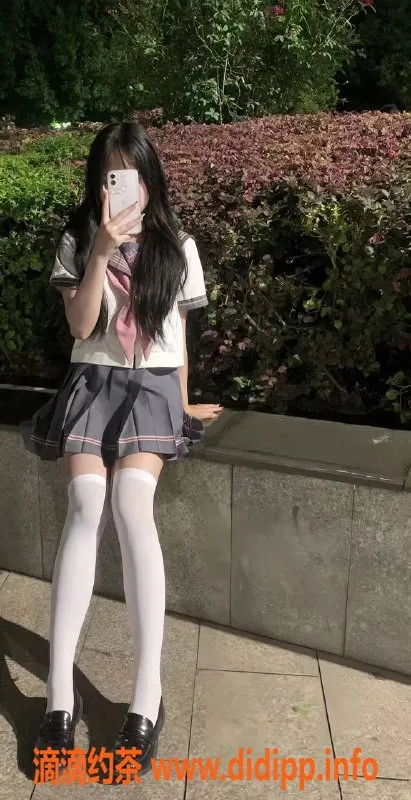 上海楼凤-浦东福利拍卖——咪咪老师最优价700P