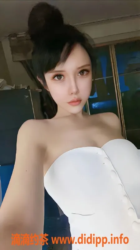 深圳楼凤-深圳福田Mona，170cm身材，诱人B罩杯，1200元开启体验