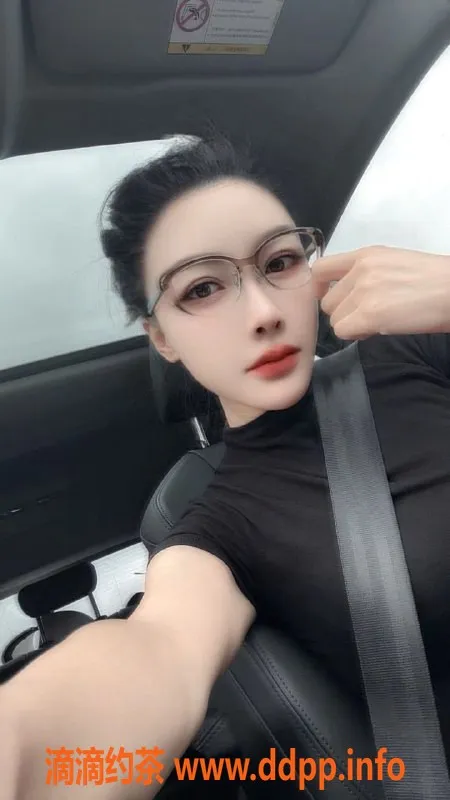 东莞楼凤-南城大姐姐，诱惑课程超精彩！