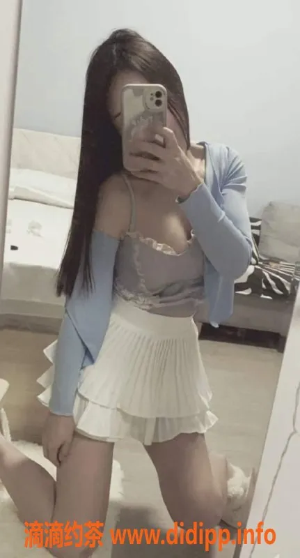 成都楼凤-武侯区莎莎，184高挑少妇，6p服务等你来体验！