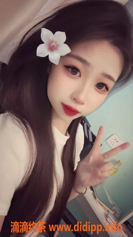 成都楼凤-成都兼职嫩妹米琪，155cm 80斤 18岁