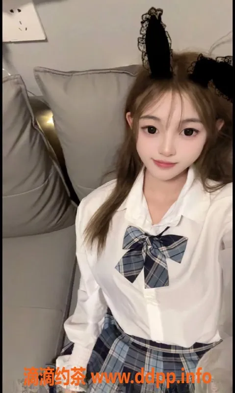 广州楼凤-佛山小九，舌吻制服服务，700p起