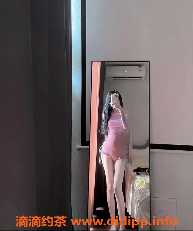 西安楼凤-西安雁塔区66老师，体验700元/1400元服务！