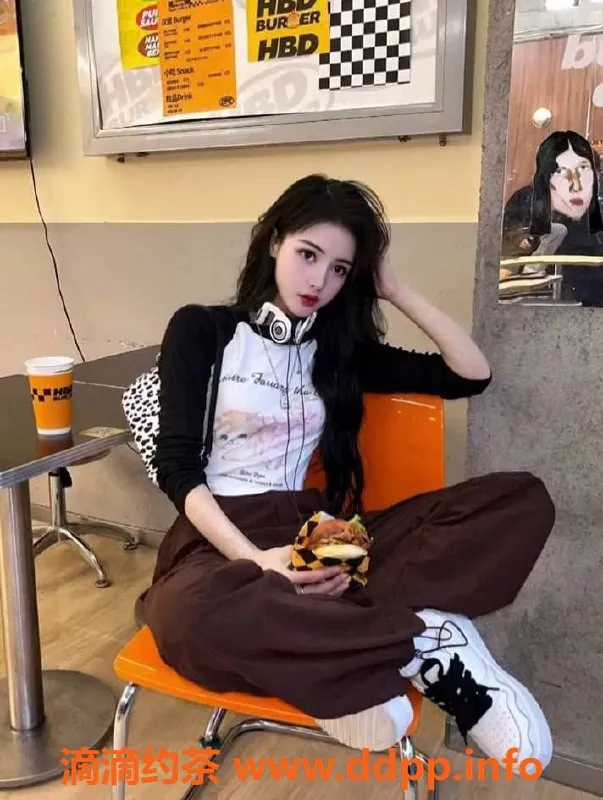 上海楼凤-徐汇乌龙酱老师，优惠价1100P等你来约！