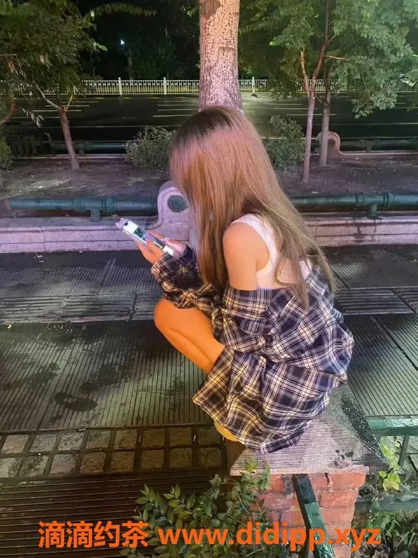 深圳楼凤-南山小婷，嫩妹专属，课费P1100起