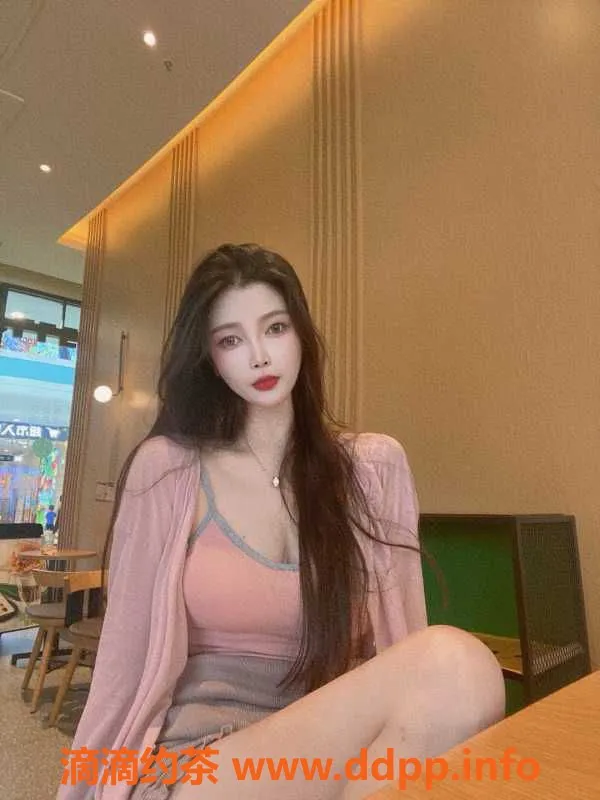 广州楼凤-花都火辣晚晚 23岁 45kg 32C 价格实惠