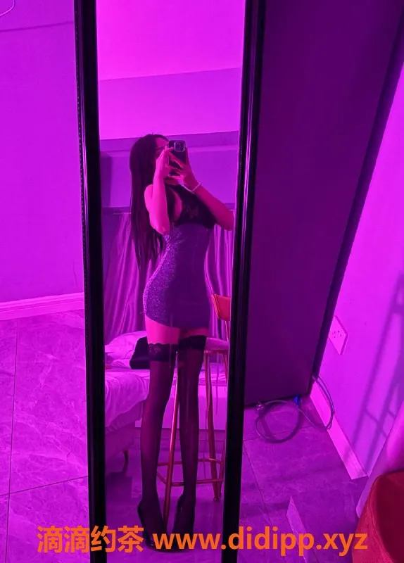 成都楼凤资源信息,武侯区小甜甜，御姐车服务，超值体验！